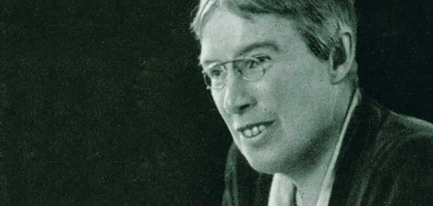 Blue plaque for Hilda Cashmore